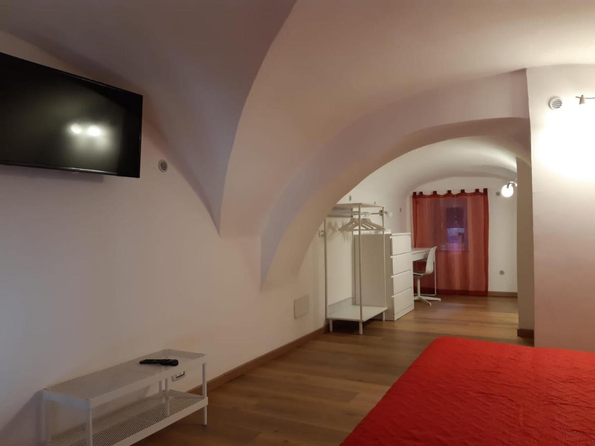 I 3 Principi Al Mulino Apartment Catania Luaran gambar