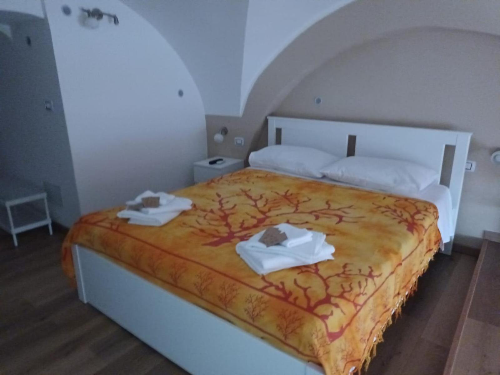 I 3 Principi Al Mulino Apartment Catania Luaran gambar